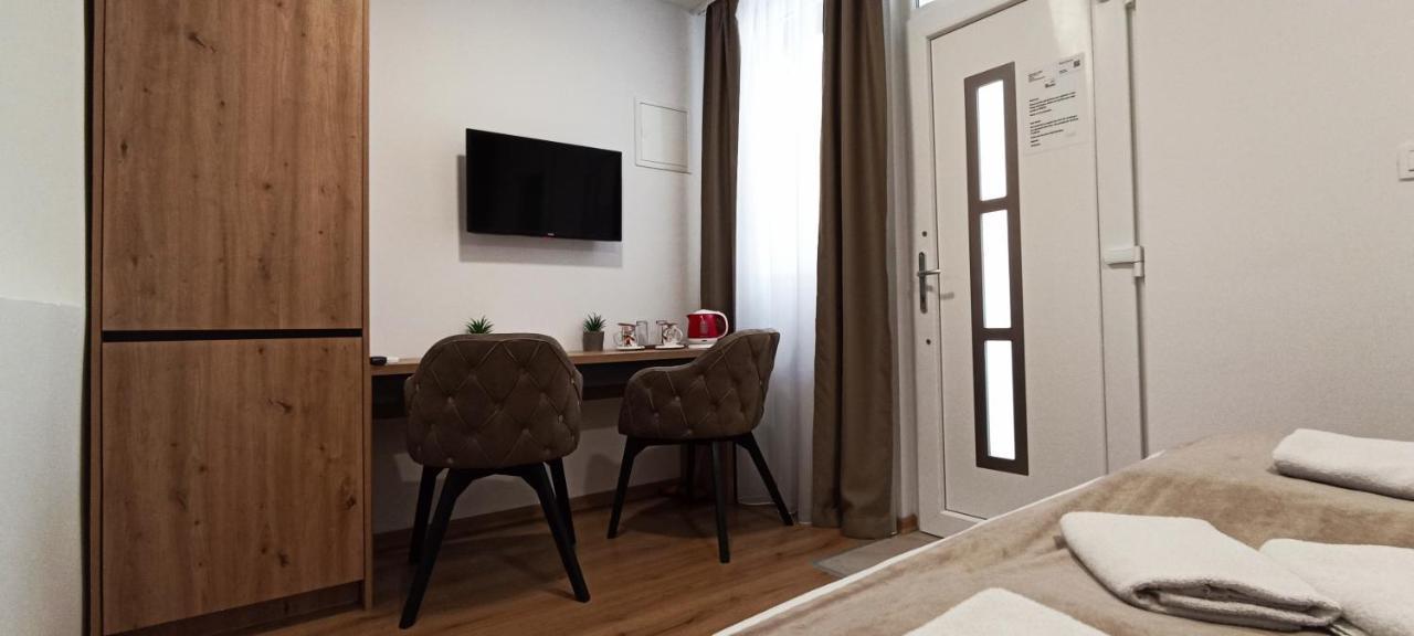 Apartments "Tuffo" ซาราเยโว ภายนอก รูปภาพ